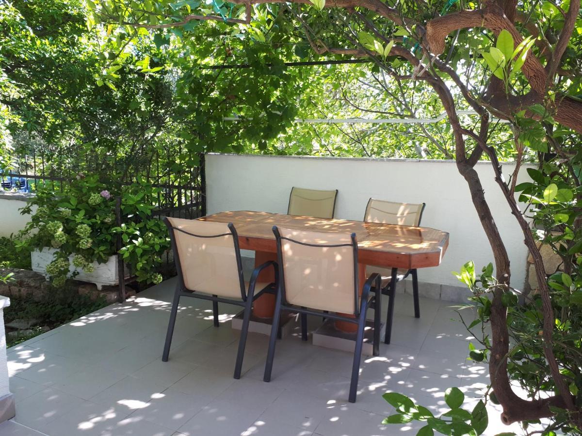 Apartmani Tinka Starigrad Paklenica Exteriér fotografie